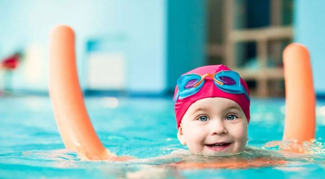 Quyết định Bơi Thủy liệu cho bé: Bằng chứng từ nghiên cứu khoa học trong suốt 100 năm.