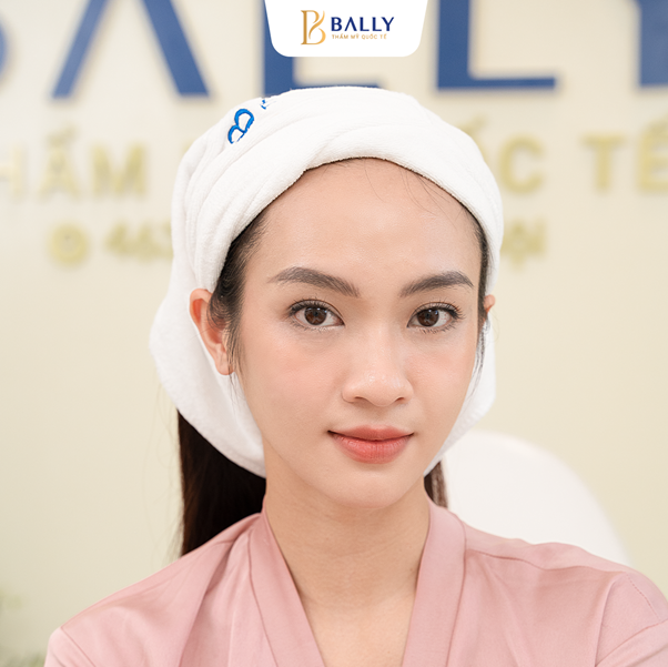 Bí kíp nào giúp Vũ Thuý Quỳnh sở hữu nhan sắc và làn da "vạn người mê" 3 Quynh3