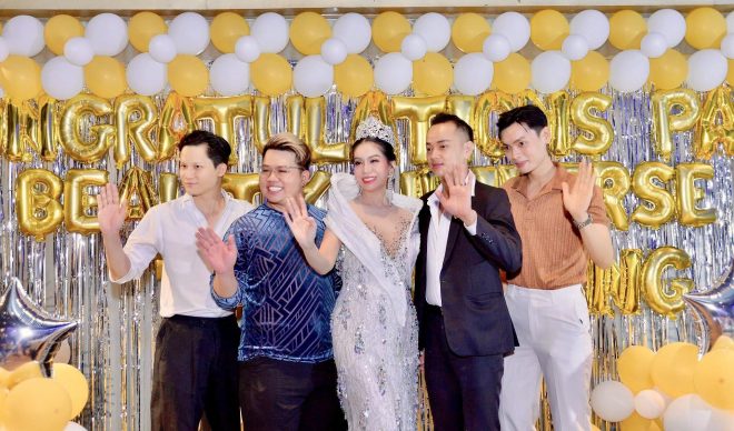HOA Hậu Thanh Hằng Tổ Chức Thanks Party Tại Nhà Hàng sang trọng