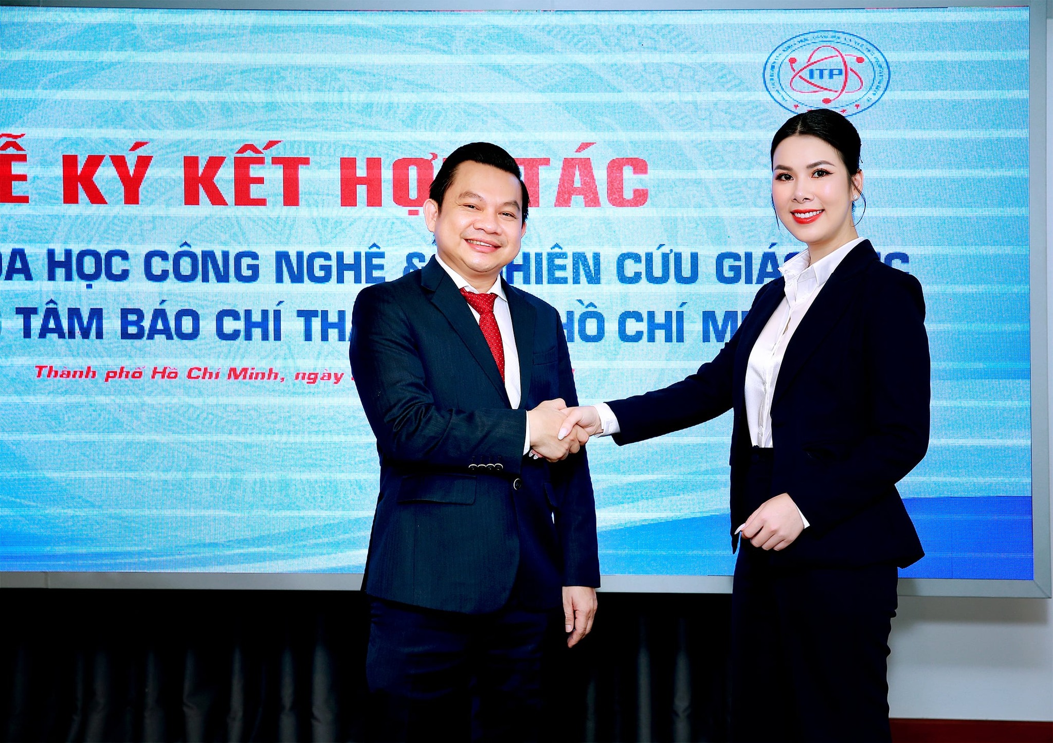 Hoa khôi Tài Năng Ellis Đậu Tuyết liên tục tham gia các sự kiện kết nối giao lưu Doanh nhân, Doanh nghiệp 3 Dau Tuye2 1