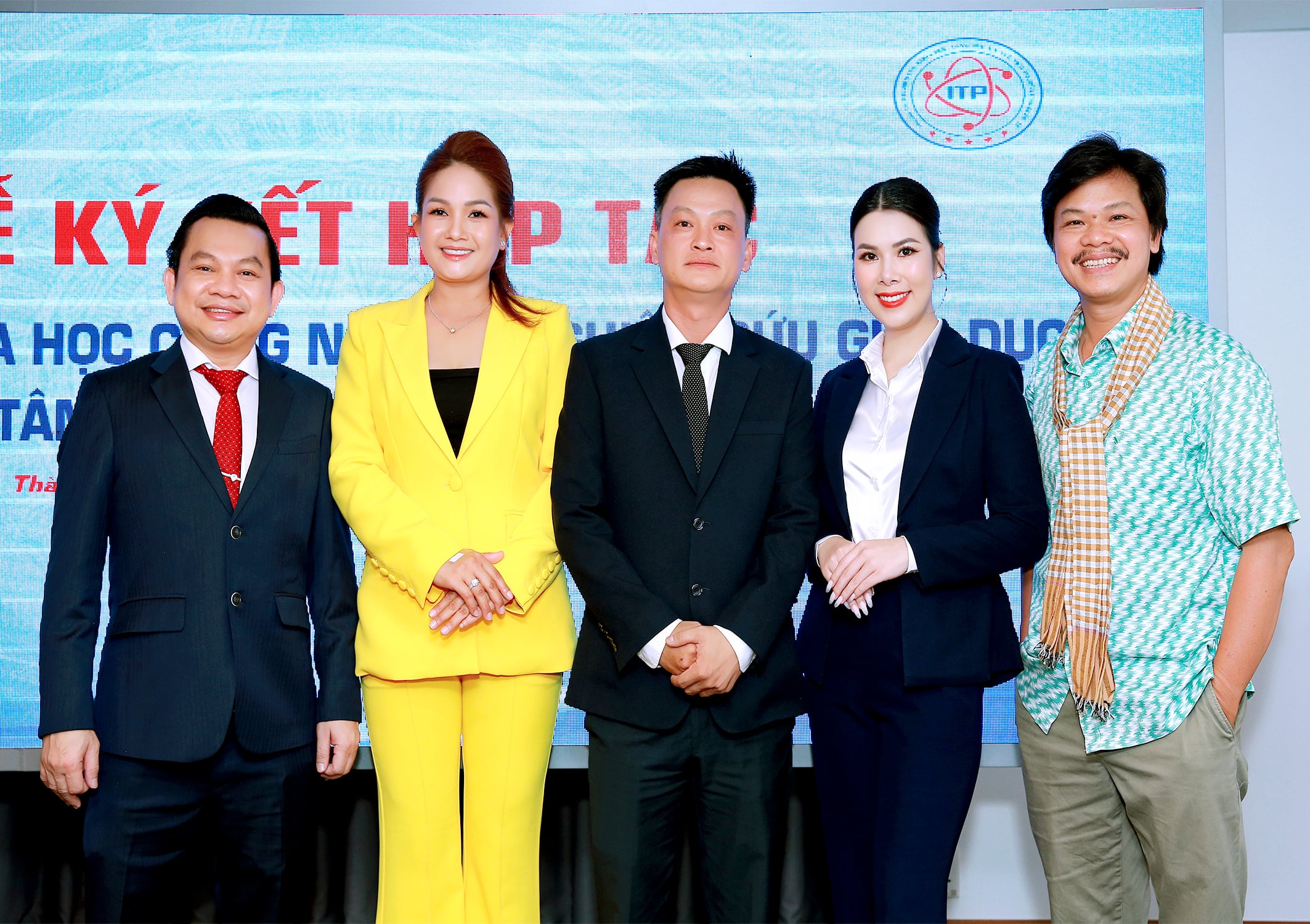 Hoa khôi Tài Năng Ellis Đậu Tuyết liên tục tham gia các sự kiện kết nối giao lưu Doanh nhân, Doanh nghiệp 10 bf70121e 5388 4164 bcfb 5b527d1d68cf