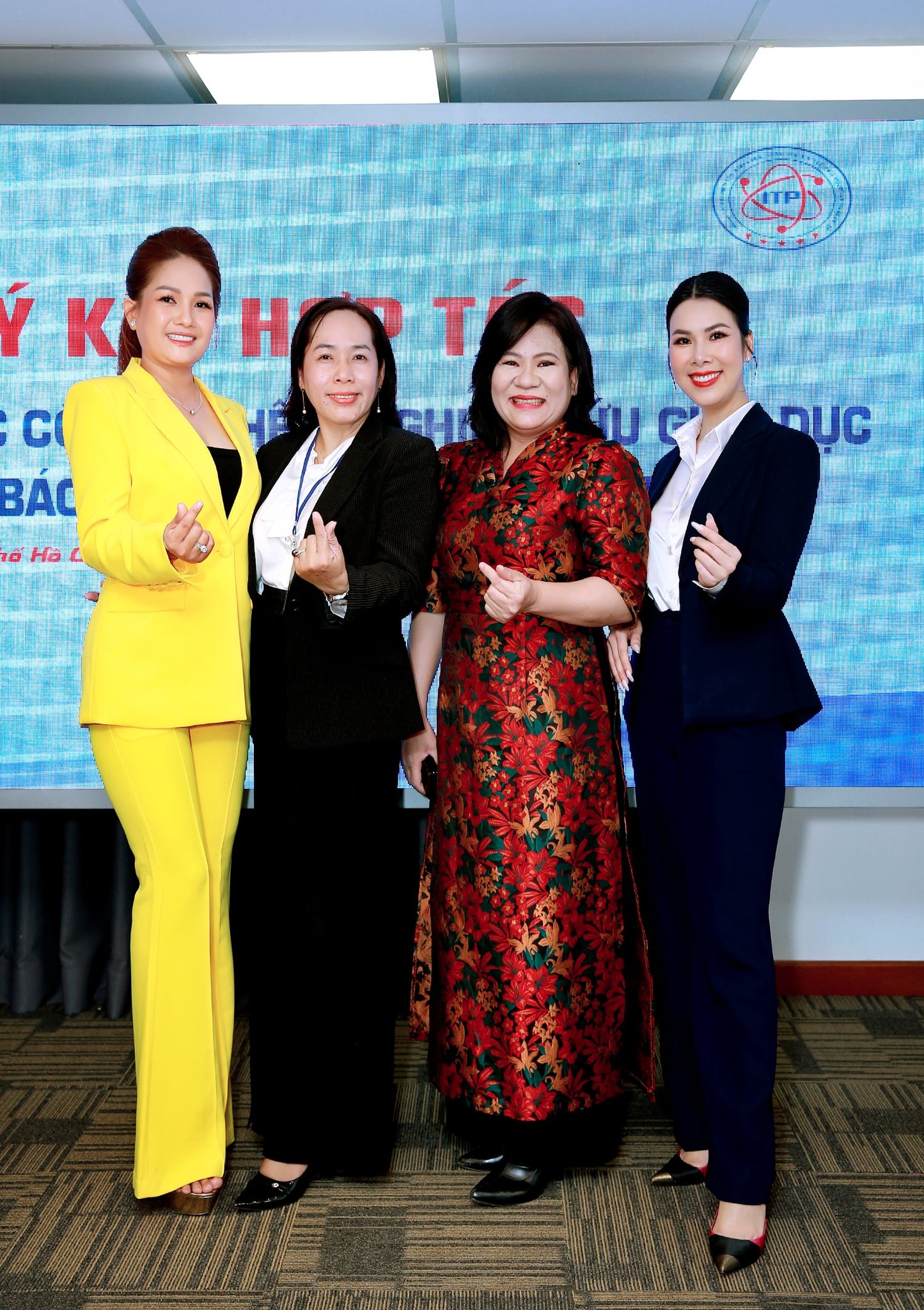 Hoa khôi Tài Năng Ellis Đậu Tuyết liên tục tham gia các sự kiện kết nối giao lưu Doanh nhân, Doanh nghiệp 9 dau tuyet10