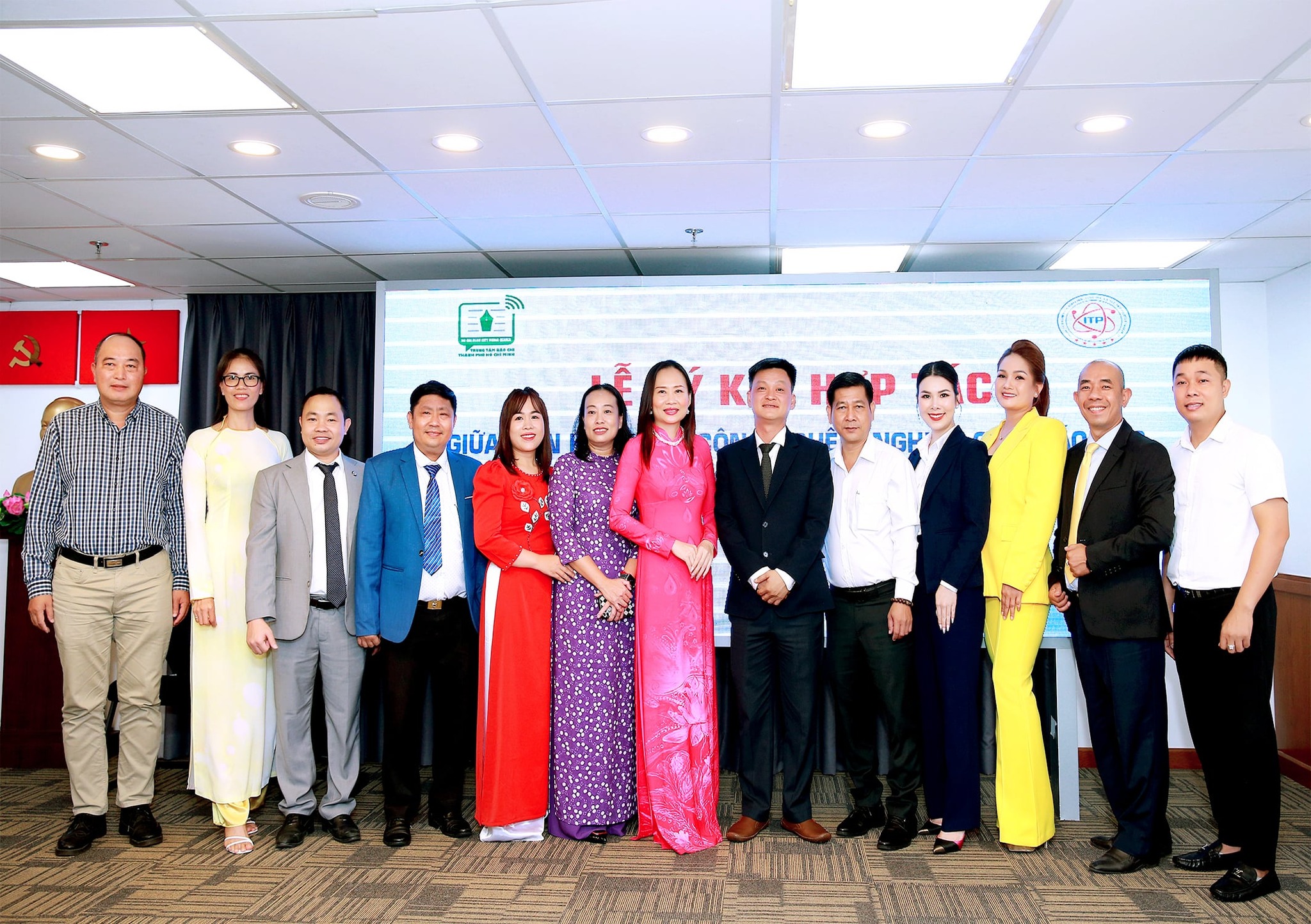Hoa khôi Tài Năng Ellis Đậu Tuyết liên tục tham gia các sự kiện kết nối giao lưu Doanh nhân, Doanh nghiệp 7 dau tuyet7