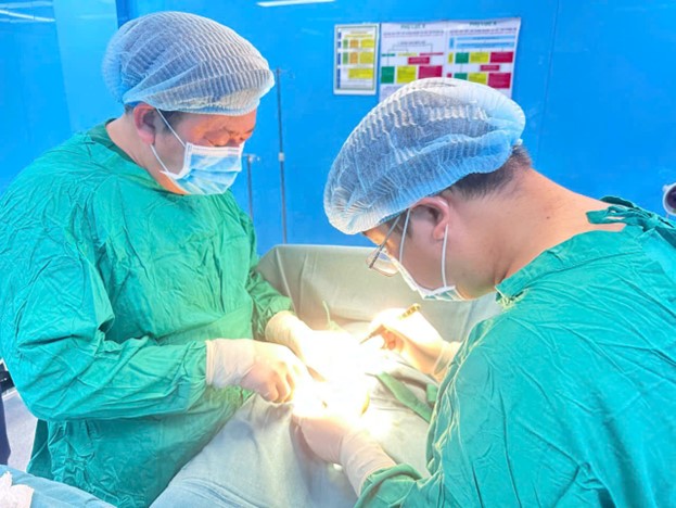 ThS.BS Nguyễn Văn Trí Dũng nỗ lực nâng cao vị thế trong ngành thẩm mỹ 4 Picture77 1