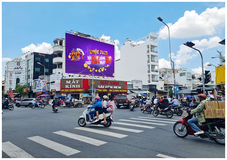 RikVip và lệnh gỡ bỏ quảng cáo OOH 3D