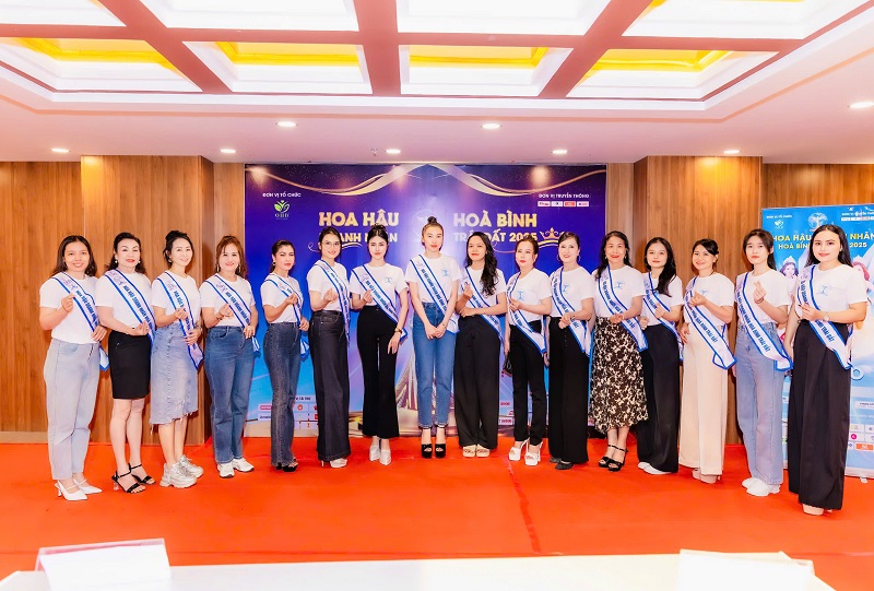 Thí sinh Hoa hậu Doanh nhân Hòa Bình Trái Đất 2025 chính thức nhập cuộc – lan tỏa năng lượng tích cực và kết nối yêu thương 6 z6826209286276 8ada839aabfaa0bef78207d3e2fa129c