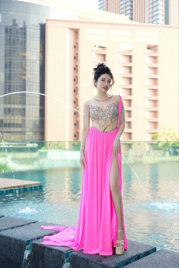 Dàn thí sinh Miss Universe Business World 2025 tỏa sáng trong bộ ảnh dạ hội của NTK Mai Phương Trang 2 Picture2
