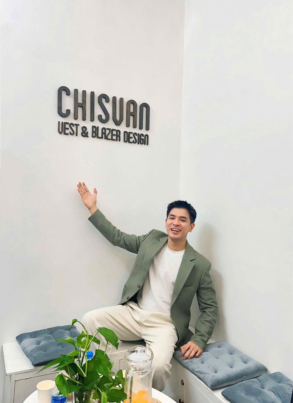 Dương Thanh Tiến: Hành trình từ chàng trai rụt rè đến người dẫn chương trình truyền cảm hứng 8 Anh21